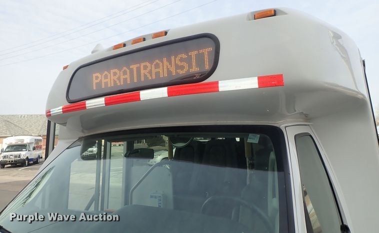 image for item DC3369 2014 Ford Econoline E450 Eldorado Aerotech shuttle bus