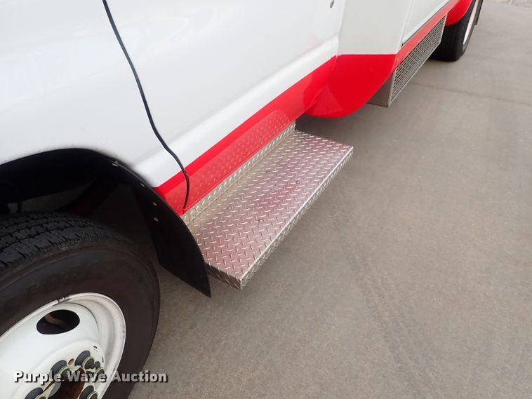 image for item DC3369 2014 Ford Econoline E450 Eldorado Aerotech shuttle bus