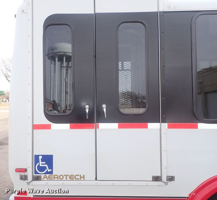 image for item DC3369 2014 Ford Econoline E450 Eldorado Aerotech shuttle bus