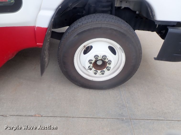 image for item DC3369 2014 Ford Econoline E450 Eldorado Aerotech shuttle bus