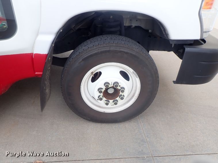 image for item DC3369 2014 Ford Econoline E450 Eldorado Aerotech shuttle bus