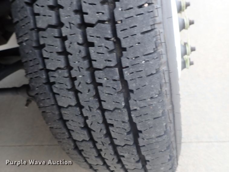 image for item DC3369 2014 Ford Econoline E450 Eldorado Aerotech shuttle bus