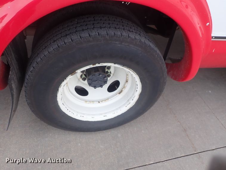 image for item DC3369 2014 Ford Econoline E450 Eldorado Aerotech shuttle bus