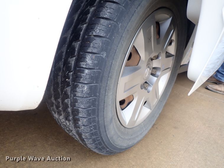 image for item DC3372 2010 Dodge Grand Caravan van