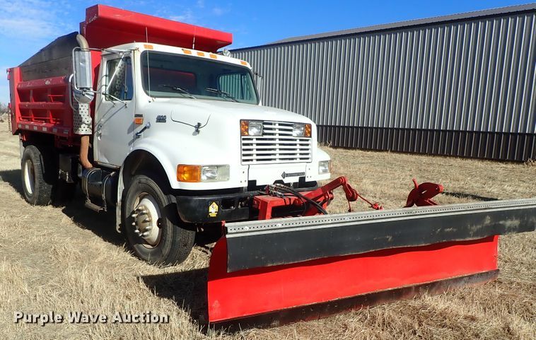 image for item DC3378 1998 International 4900 dump truck