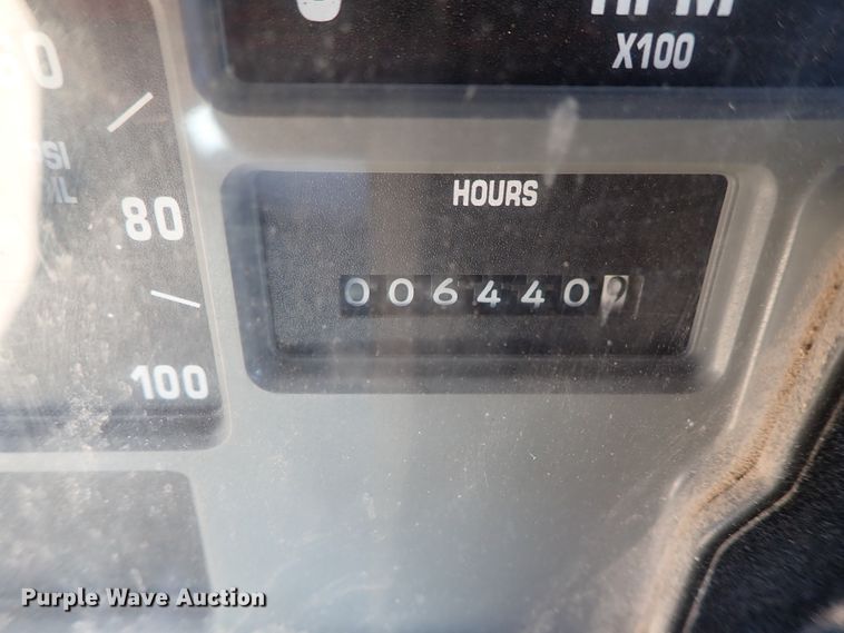 image for item DC3378 1998 International 4900 dump truck