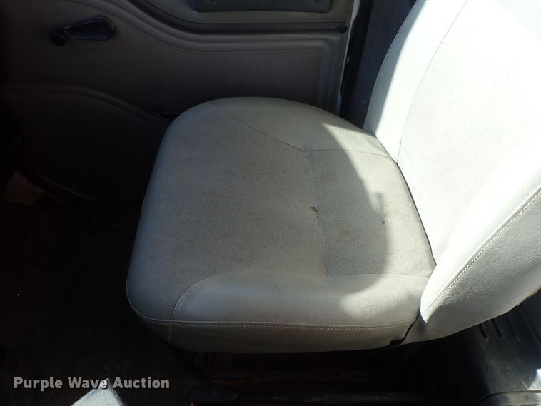 image for item DC3378 1998 International 4900 dump truck