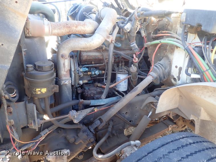 image for item DC3378 1998 International 4900 dump truck