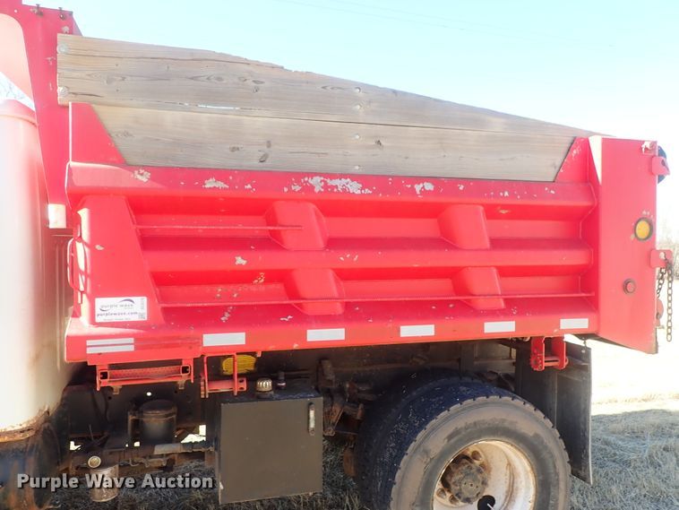 image for item DC3378 1998 International 4900 dump truck