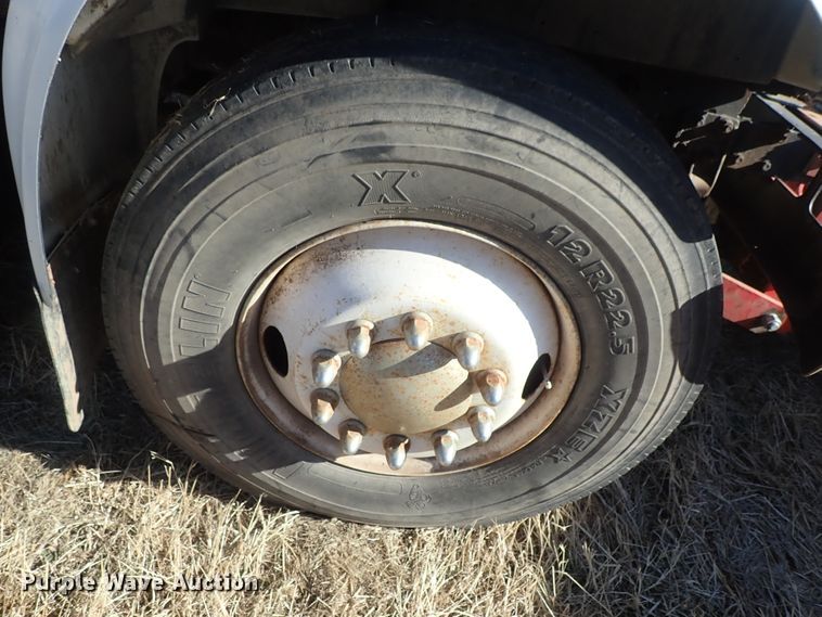 image for item DC3378 1998 International 4900 dump truck