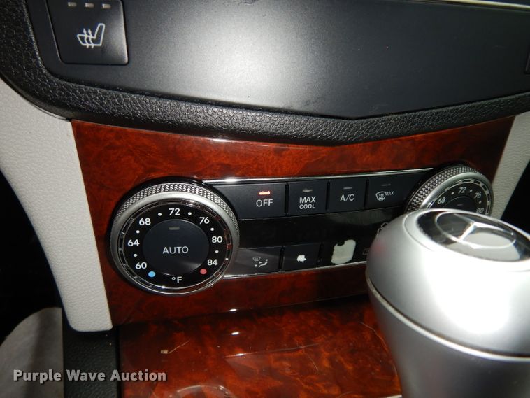 image for item DE4260 2009 Mercedes Benz C300