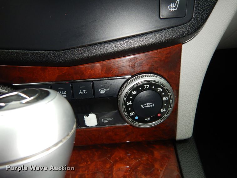 image for item DE4260 2009 Mercedes Benz C300