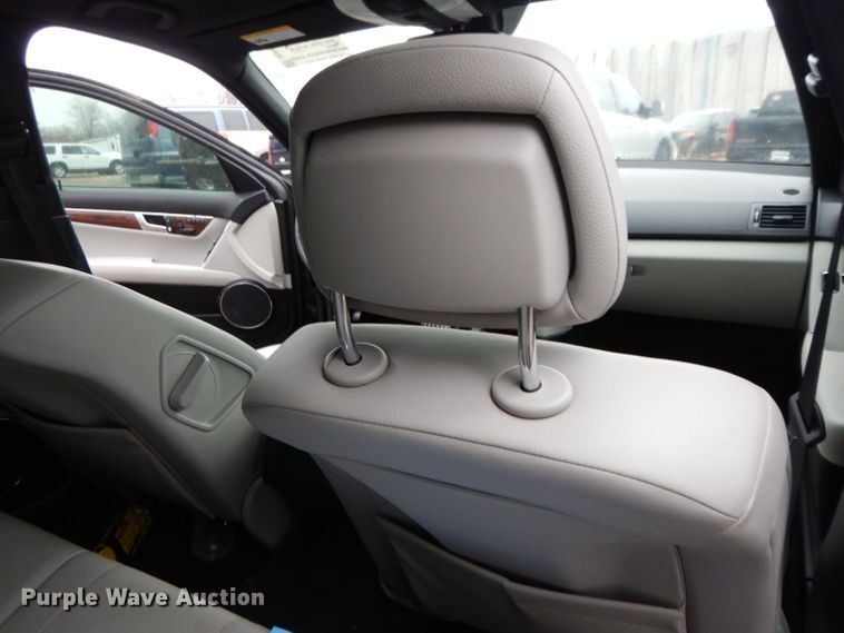 image for item DE4260 2009 Mercedes Benz C300