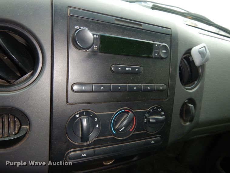 image for item DE4261 2006 Ford F150 SuperCab pickup truck