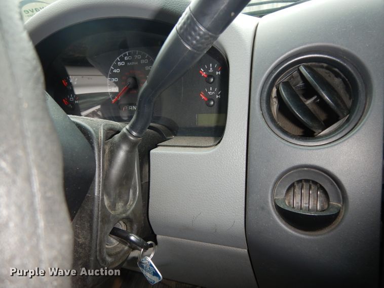 image for item DE4261 2006 Ford F150 SuperCab pickup truck