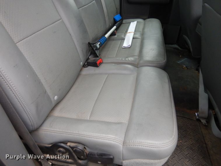 image for item DE4261 2006 Ford F150 SuperCab pickup truck