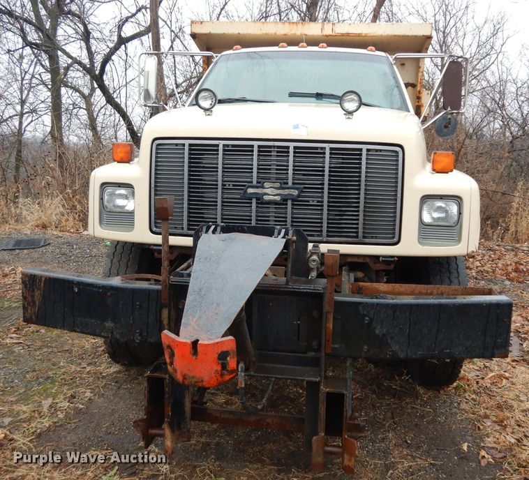image for item DE4280 1999 Chevrolet C8500 dump truck