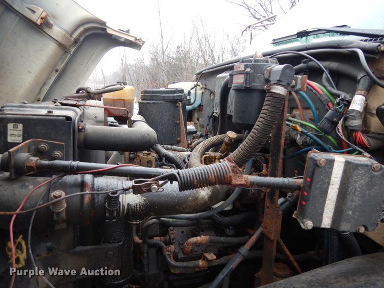 image for item DE4280 1999 Chevrolet C8500 dump truck