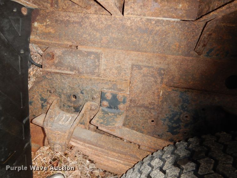 image for item DE4280 1999 Chevrolet C8500 dump truck