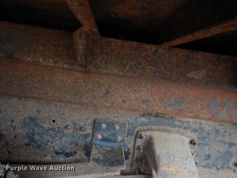 image for item DE4280 1999 Chevrolet C8500 dump truck