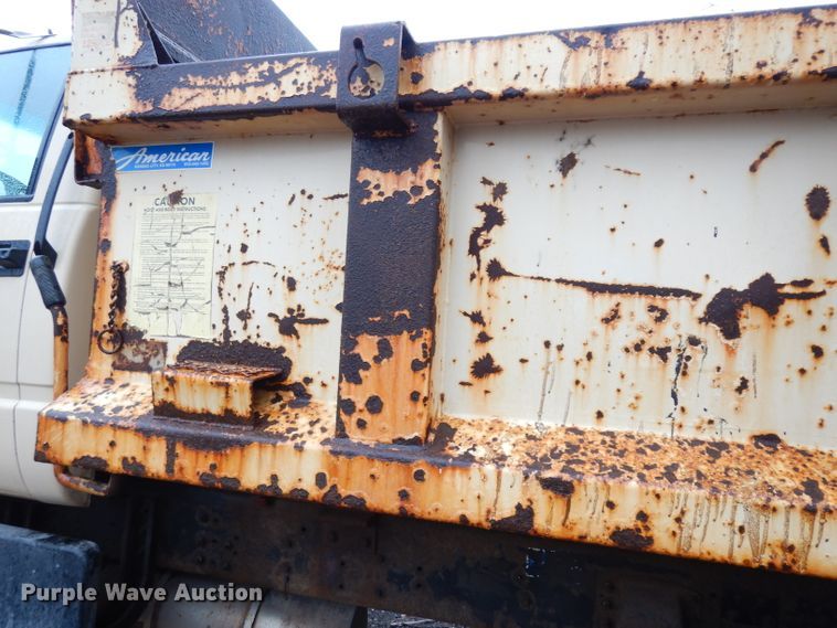 image for item DE4280 1999 Chevrolet C8500 dump truck