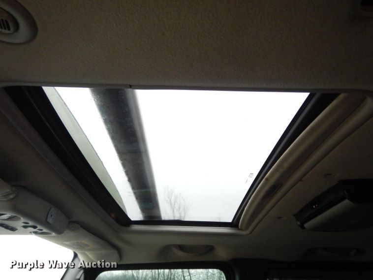 image for item DE4283 2005 Hummer H2 SUV