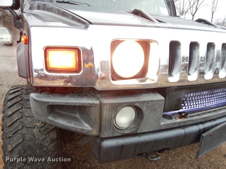 image for item DE4283 2005 Hummer H2 SUV