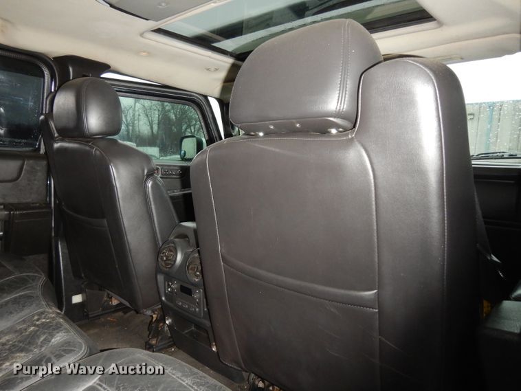 image for item DE4283 2005 Hummer H2 SUV