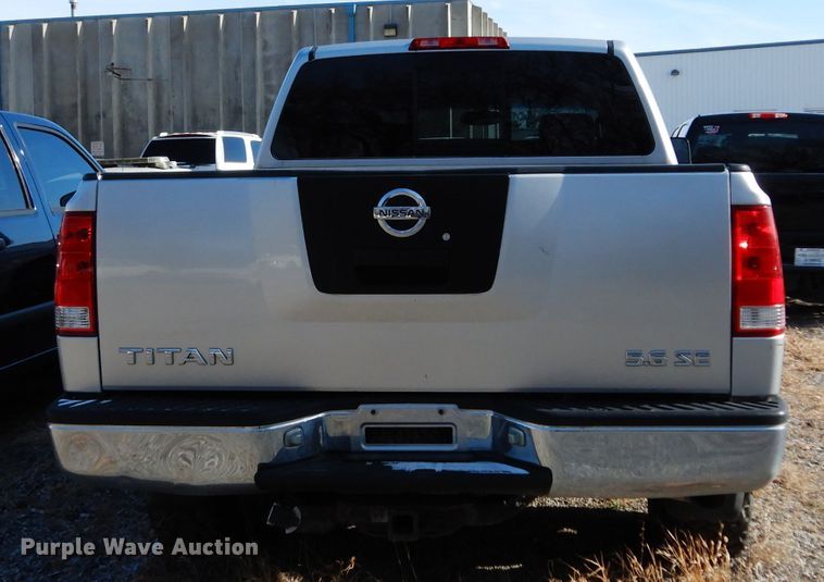 image for item DE4284 2004 Nissan Titan Crew Cab pickup truck