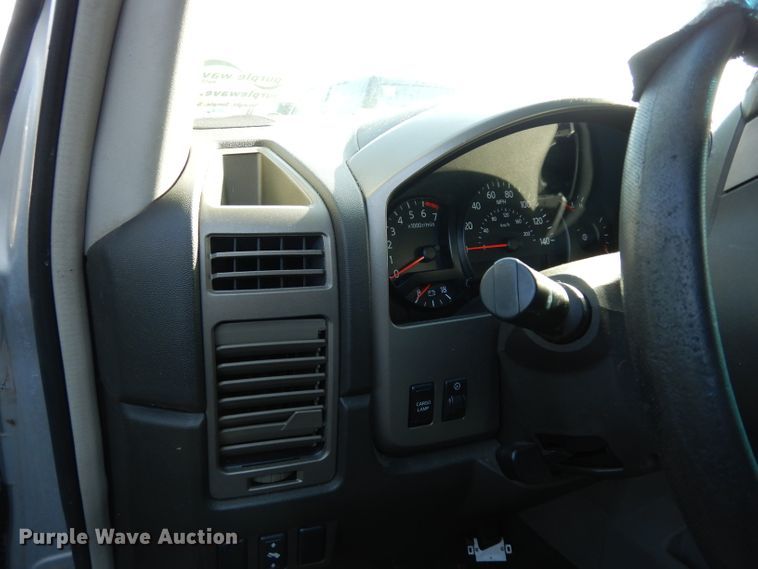 image for item DE4284 2004 Nissan Titan Crew Cab pickup truck