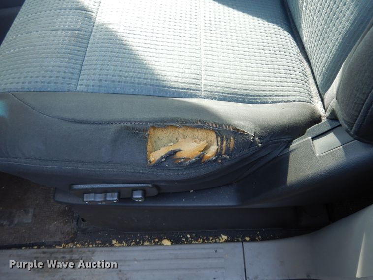 image for item DE4284 2004 Nissan Titan Crew Cab pickup truck