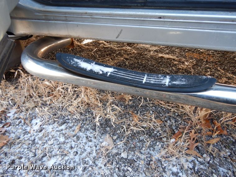 image for item DE4284 2004 Nissan Titan Crew Cab pickup truck