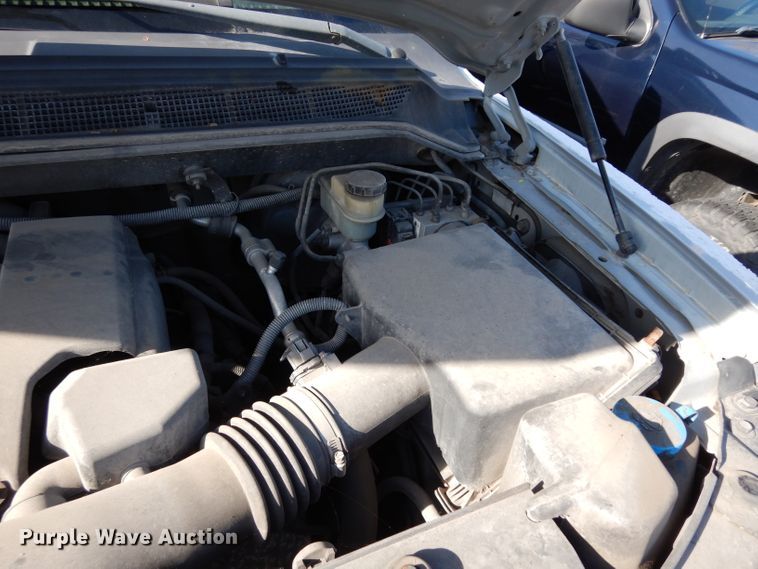 image for item DE4284 2004 Nissan Titan Crew Cab pickup truck