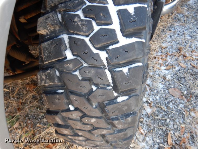 image for item DE4284 2004 Nissan Titan Crew Cab pickup truck