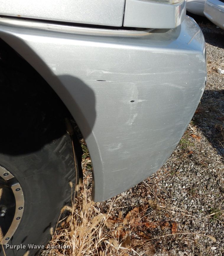 image for item DE4284 2004 Nissan Titan Crew Cab pickup truck