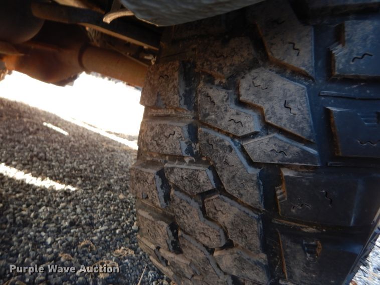 image for item DE4284 2004 Nissan Titan Crew Cab pickup truck