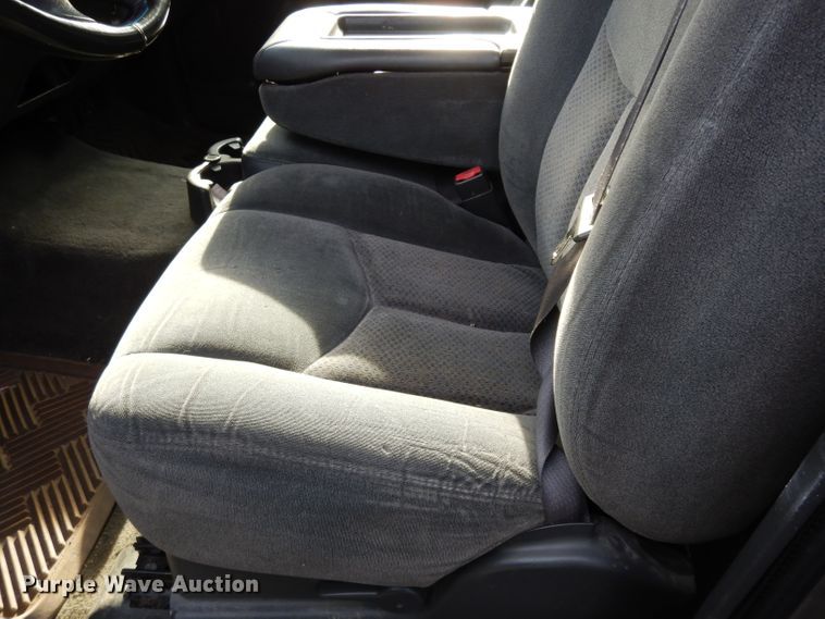 image for item DE4286 2003 Chevrolet Silverado 1500 Ext. Cab pickup truck