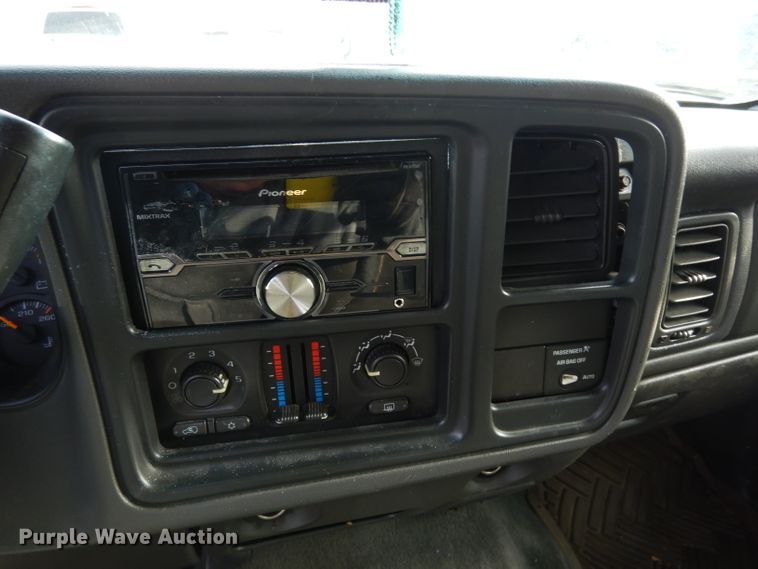 image for item DE4286 2003 Chevrolet Silverado 1500 Ext. Cab pickup truck