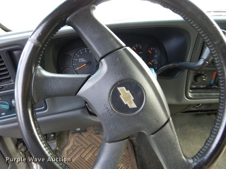 image for item DE4286 2003 Chevrolet Silverado 1500 Ext. Cab pickup truck