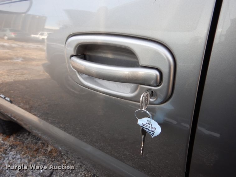 image for item DE4286 2003 Chevrolet Silverado 1500 Ext. Cab pickup truck