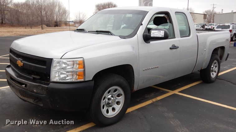 image for item DE4294 2012 Chevrolet Silverado 1500 Ext. Cab pickup truck