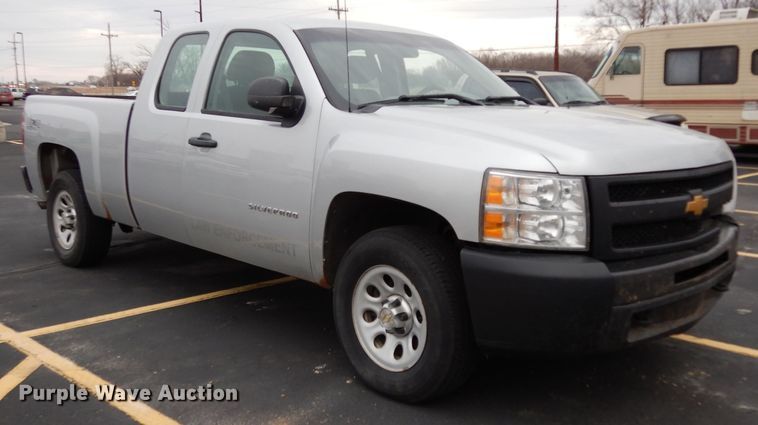 image for item DE4294 2012 Chevrolet Silverado 1500 Ext. Cab pickup truck