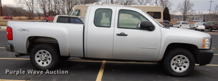 image for item DE4294 2012 Chevrolet Silverado 1500 Ext. Cab pickup truck
