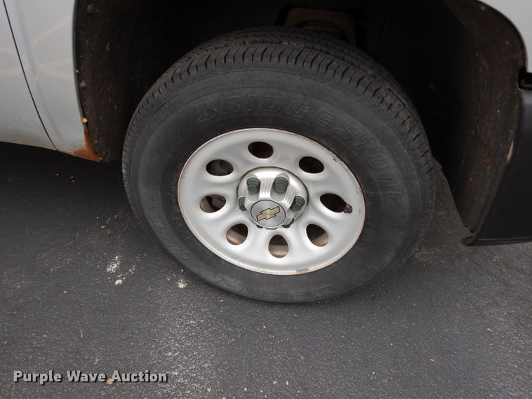 image for item DE4294 2012 Chevrolet Silverado 1500 Ext. Cab pickup truck