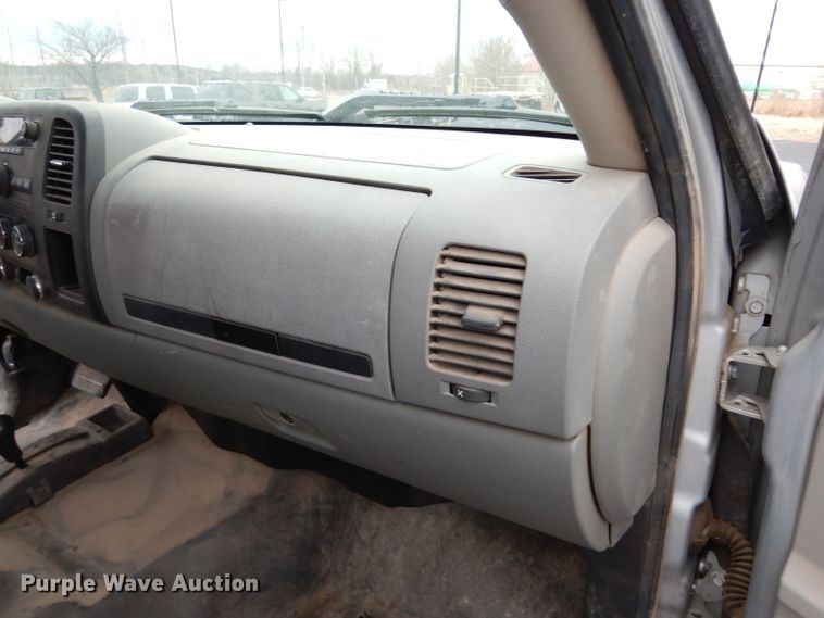 image for item DE4294 2012 Chevrolet Silverado 1500 Ext. Cab pickup truck