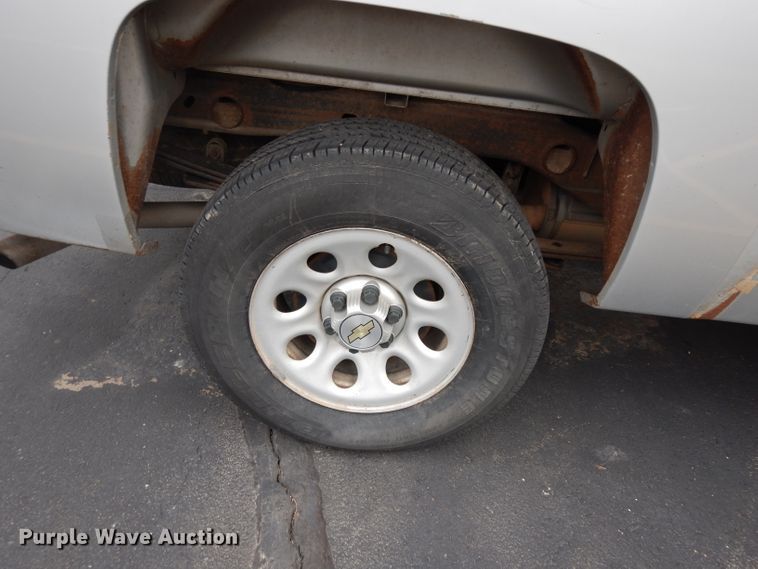 image for item DE4294 2012 Chevrolet Silverado 1500 Ext. Cab pickup truck