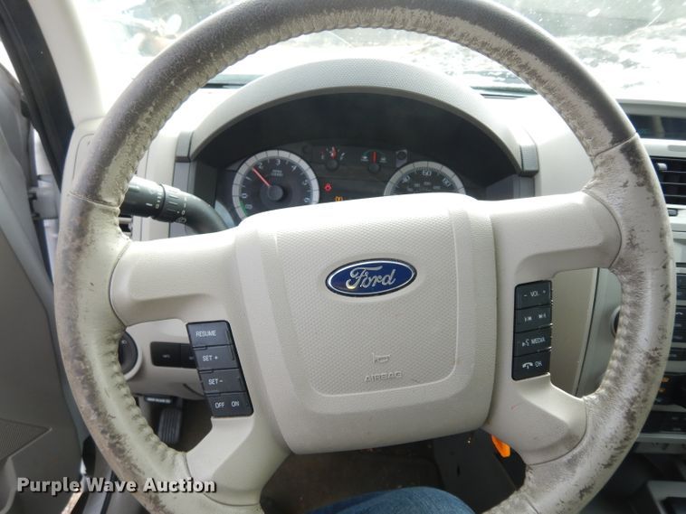 image for item DE4295 2009 Ford Escape Hybrid SUV