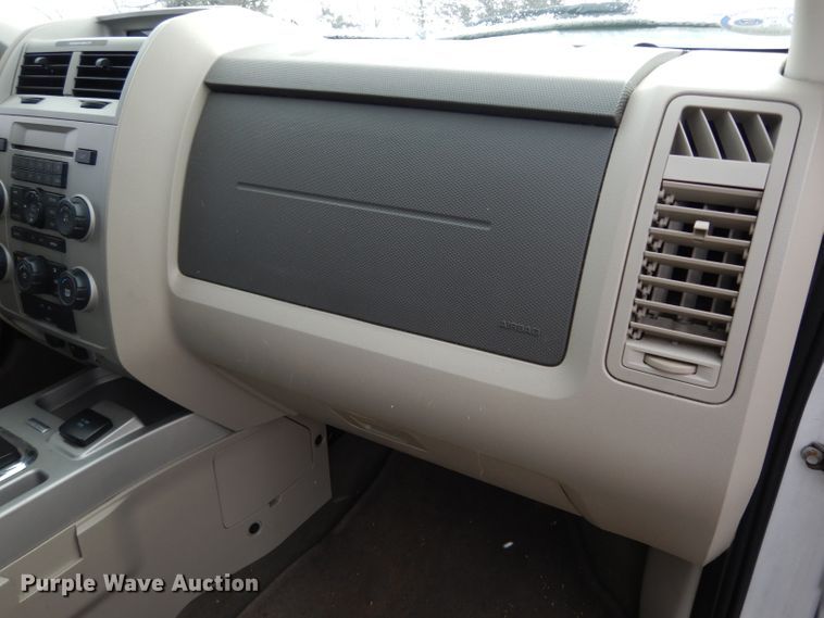 image for item DE4295 2009 Ford Escape Hybrid SUV