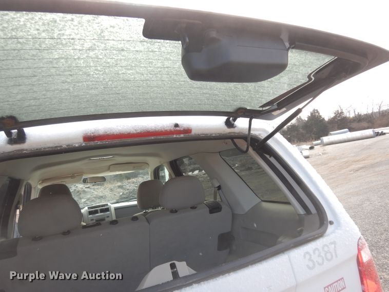 image for item DE4296 2008 Ford Escape Hybrid SUV