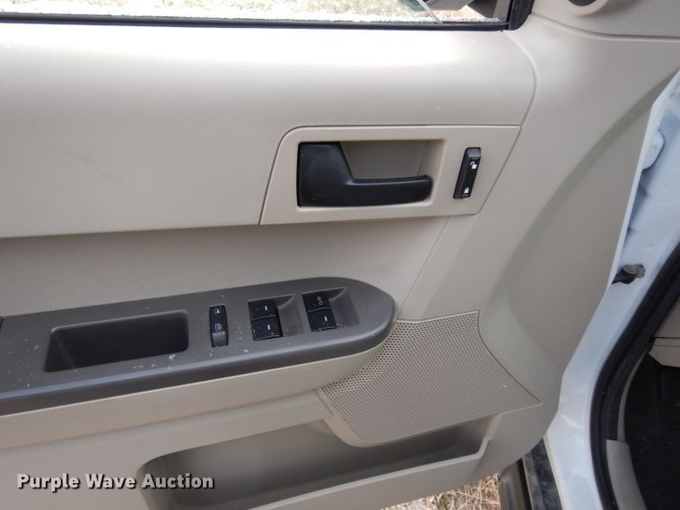 image for item DE4297 2012 Ford Escape SUV